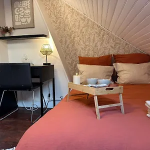 https://lerelaisdodile-suite-studios-confort-ideal-pro-couple-vauban.lillehotels.org