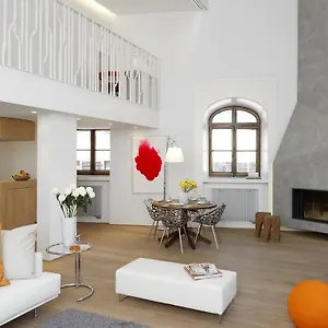 https://le-loft-dannecy.hotels-rhonealpes.com